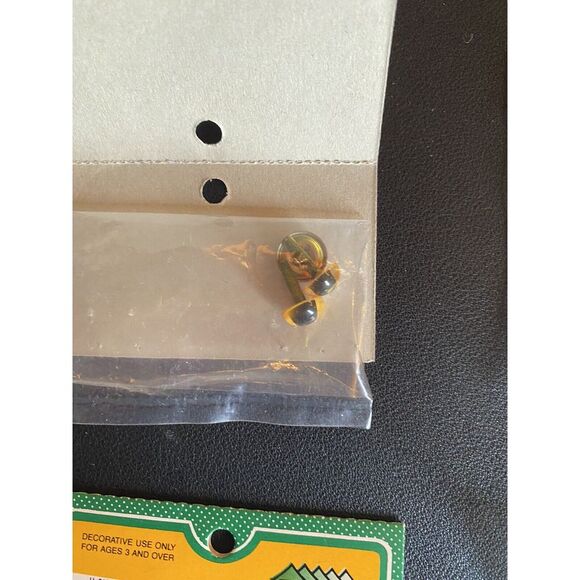 Googly Eyes for Crafts All Colors Round Plastic Wiggle Eyes with Self Sticking - Picture 4 of 10